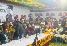 উন্নয়নের ধারা অব্যাহত রাখতে নৌকায় ভোট দেন, বাবু