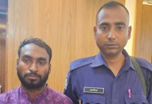 আড়াইহাজারে ঘুরতে নিয়ে যাওয়ার কথা বলে মাদরাসার শিক্ষার্থীকে ধর্ষণ,ধর্ষক গ্রেফতার