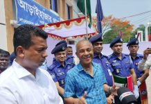 ডাকাতি বন্ধে জনগণকে সচেতন হতে হবে-স্বরাষ্ট্র উপদেষ্টা