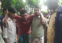 এবার গণপিটুনির শিকার ৪ ডিবি পুলিশকে অপহরণের অভিযোগে গ্রেফতার করলো পুলিশ
