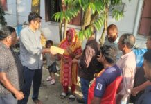 চার শিশুর মৃত্যু: শোকাহত পরিবারের পাশে ইউএনও, দেওয়া হলো সরকারি অনুদান